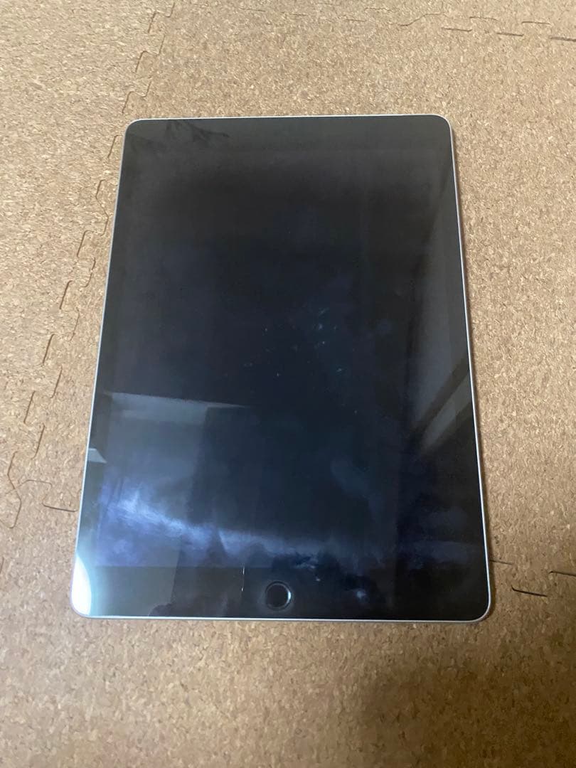 m*n様 Apple iPad 第9世代　値下げ交渉どうぞ