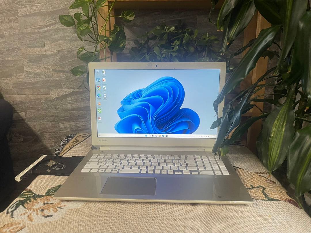 高性能！第7世代Corei7✨ win11✨すぐ使えるノートパソコン✨SSD