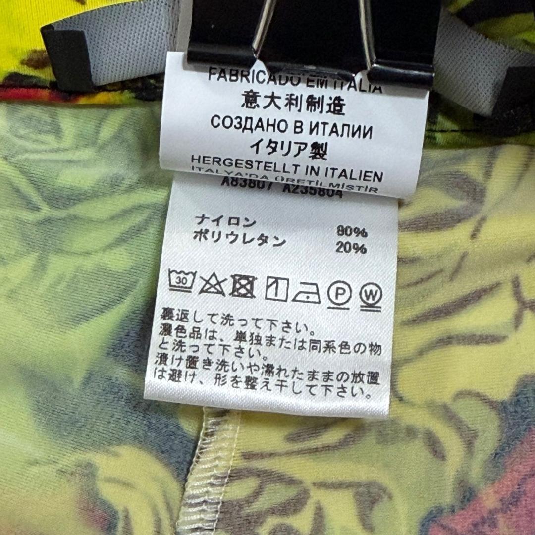 15570✨タグ付き✨ヴェルサーチ 花柄 薔薇 総柄 スパッツ レギンス M