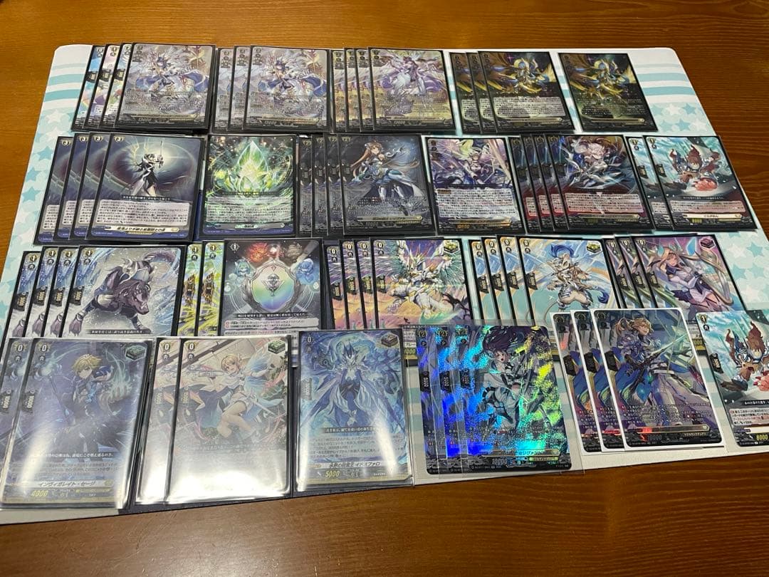 限界値　ヴァンガード　リィエル＝ドラコニスデッキ　レア度高め