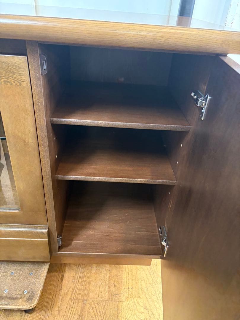 M009 カリモク　サイドボード　リビングボード　キャビネット　幅1800ｍｍ