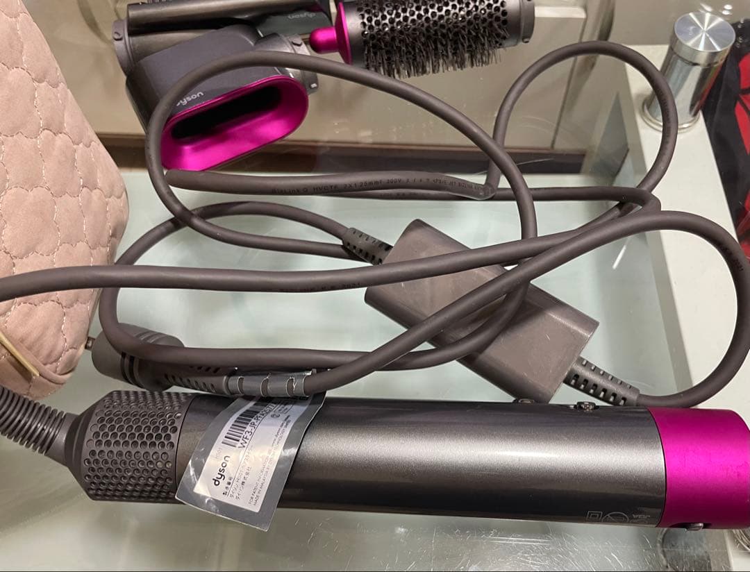 Dyson Airwrap ヘアドライヤー スタイリングアタッチメント付き