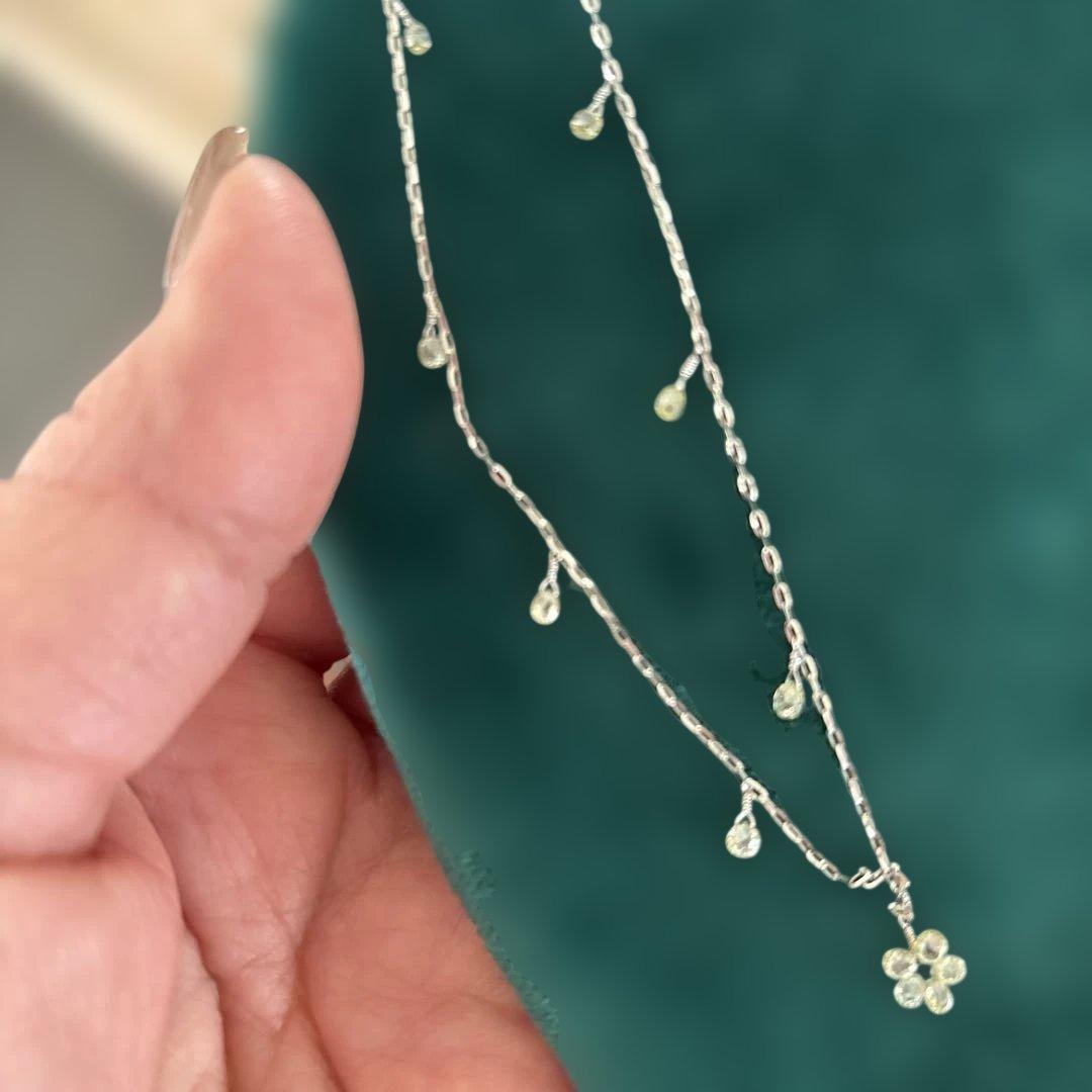 k18white gold花モチーフ ネックレス