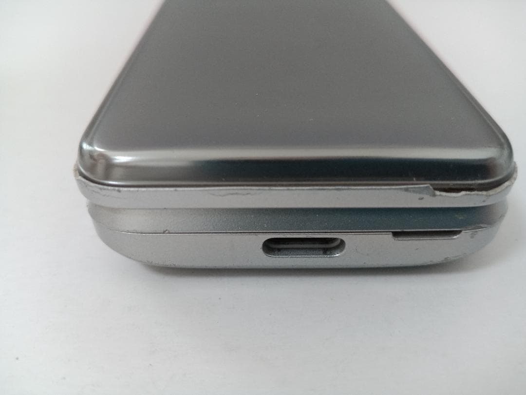 ☆ SoftBank DIGNO ケータイ3 902KC シルバー