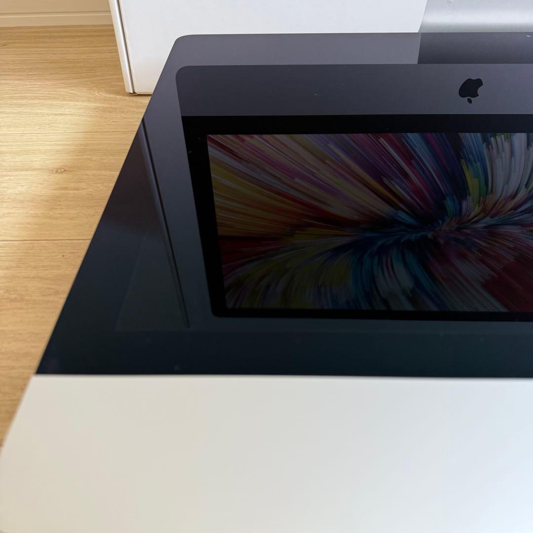 iMac 27inch 2020 Retina5K VESAマウントアダプタ搭載