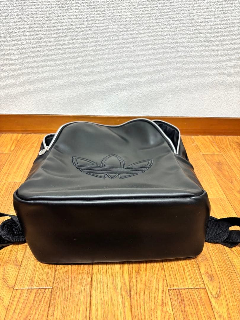 adidas originals★ ポリウレタントレフォイルバックパック