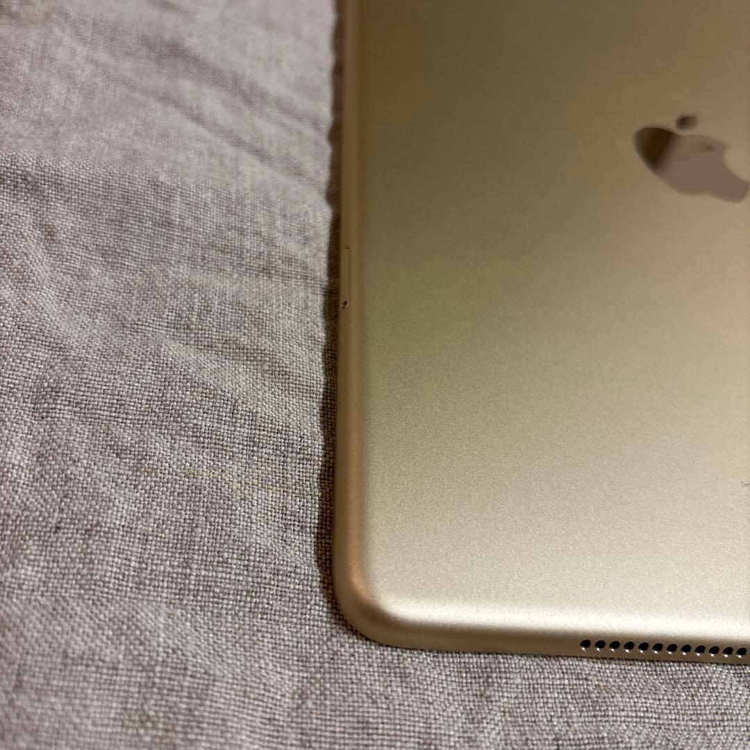 Apple iPad Pro 9.7インチ32GB ゴールドWi-Fi＋セルラー