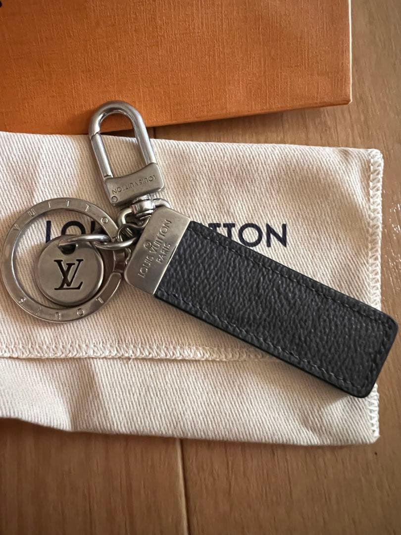 Louis Vuitton ブラック キーホルダー