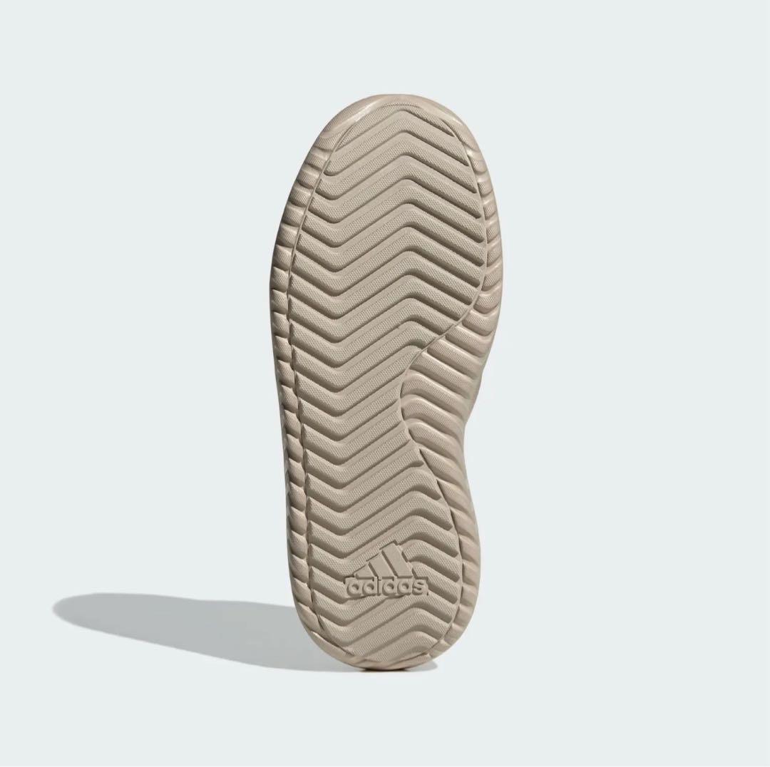 【韓国限定】adidas アディダス24㎝　ボア付き クロッグサンダル　ベージュ