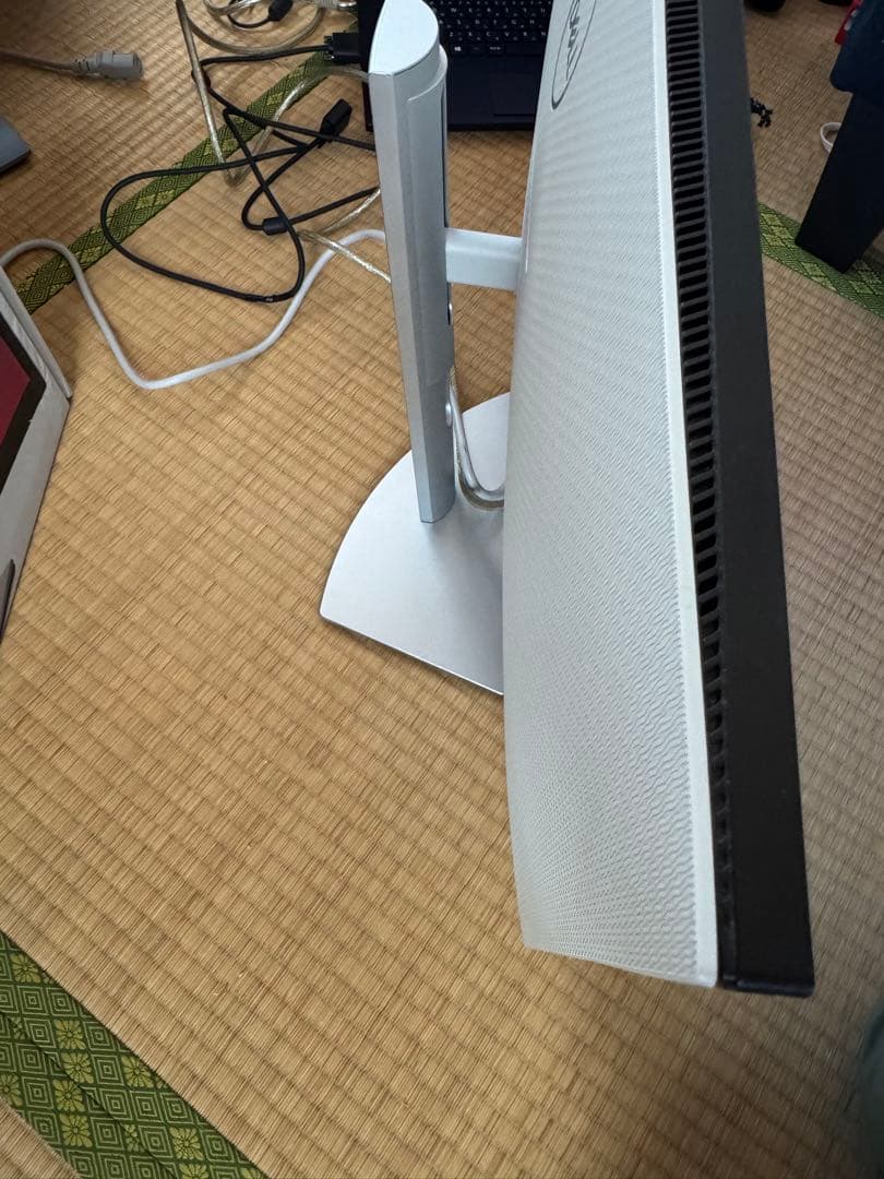 Dell S2722DC 27インチモニター 本体