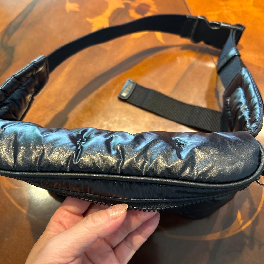 トリーバーチ　ボディバッグ