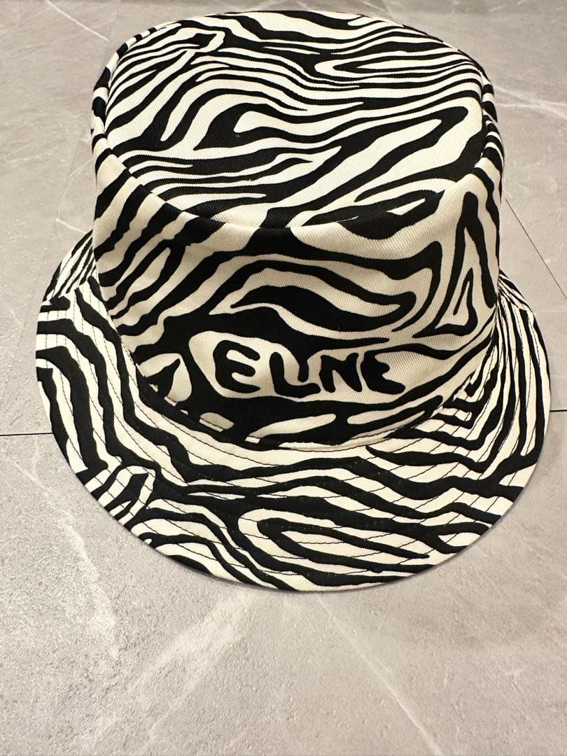 セリーヌ　CELINE バケットハット　ゼブラ　L