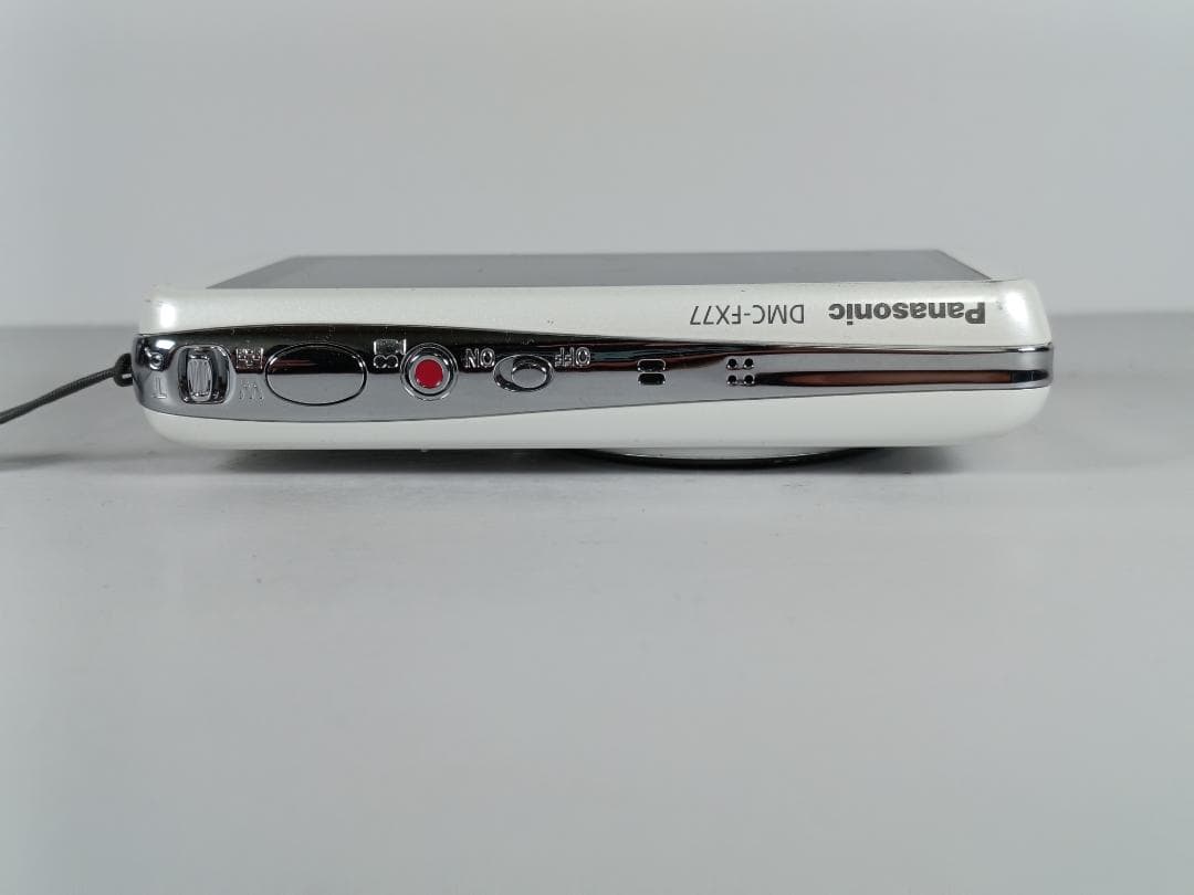 美品 LUMIX DMC-FT7 ホワイト コンパクトデジタルカメラ 動作品