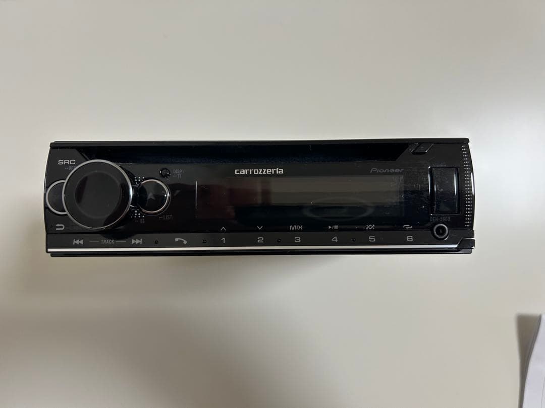 Pioneer DEH-5600 カーオーディオ