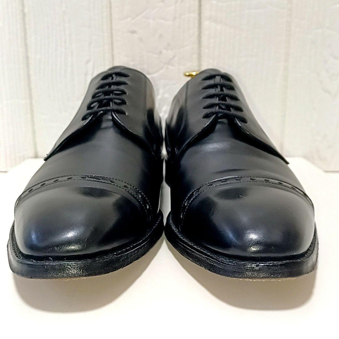 美品★CHEANEY　チーニー　ガラスレザー　外羽根　ストレートチップ　ブラック