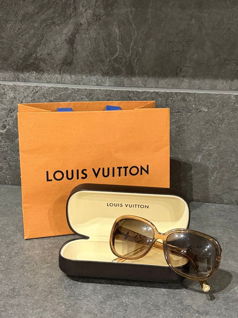 Louis Vuitton ブラウン サングラス ケース付き 正品保証