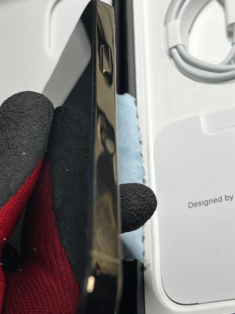 極美品　iPhone 13 Pro Max 256gb バッテリー100%