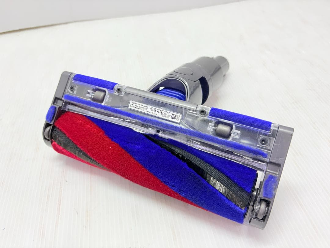 美品／Dyson ダイソン／SV33／コードレスクリーナー／掃除機