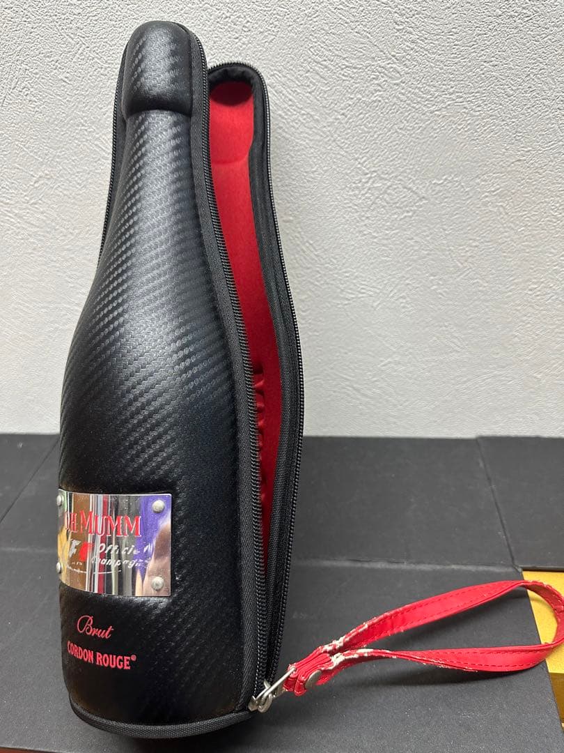 シャンパーニュ・マム・F1・3L・ダミーボトル＆マムグッズ6点盛り