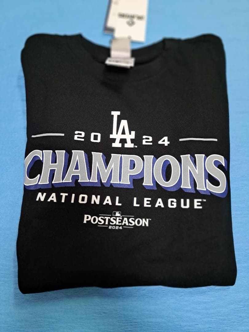 公式特別限定受注生産品ナショナルリーグチャンピオンズ ロスターTシャツブラック