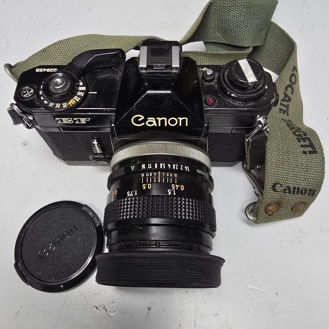 キャノンCanon EF 一眼レフカメラ 50mmレンズ付き
