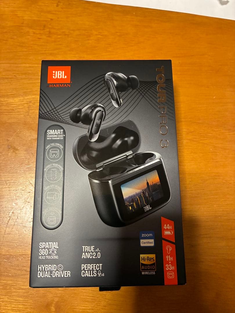 JBL Tour Pro 3 ワイヤレスイヤホン　新品