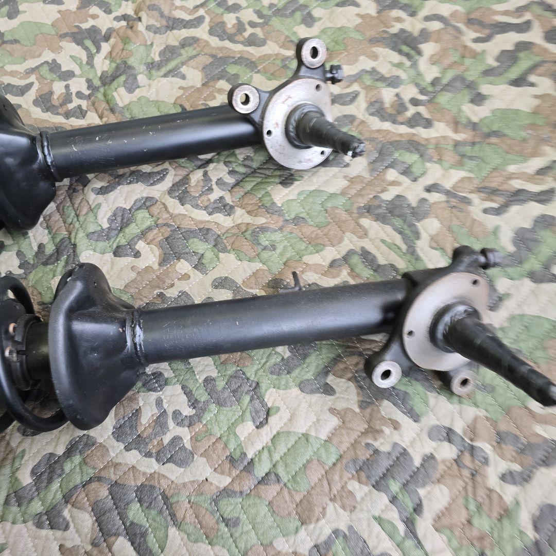 CHIKUWAさま　専用　DR30 スカイライン　フロントストラット