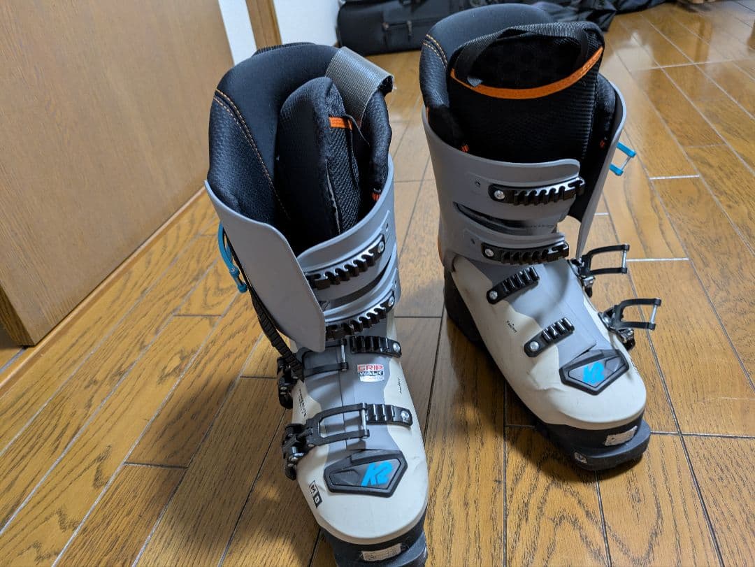 バックカントリー用スキーブーツ 26.5cm