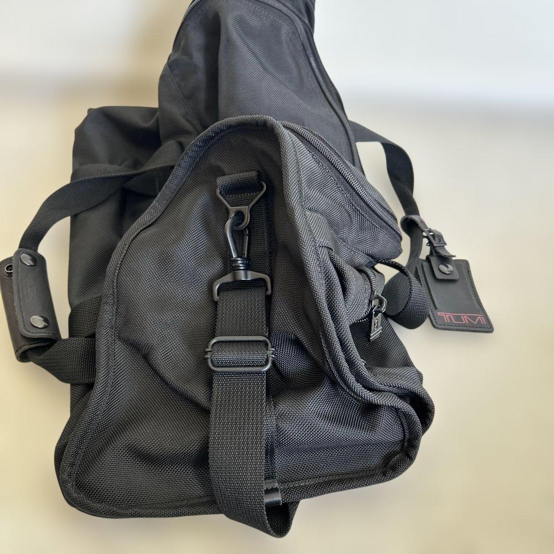 TUMI ボストンバッグ ブラック 中型