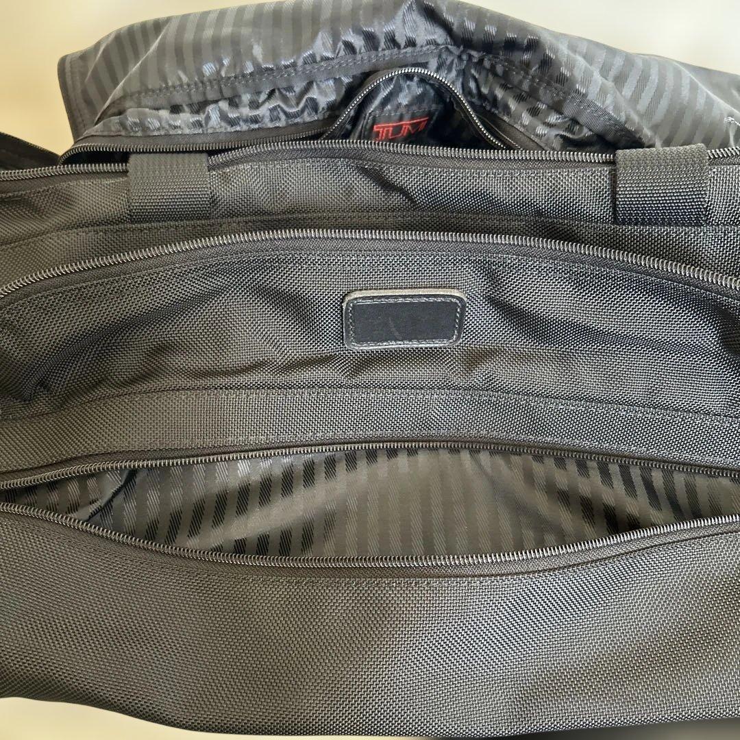 TUMI ボストンバッグ ブラック 中型