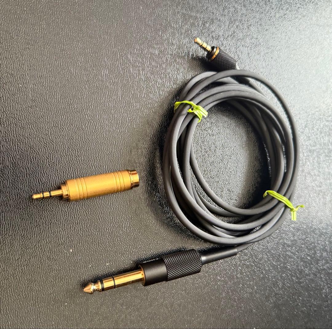 【美品です！】ソニー モニター有線ヘッドホン MDR-MV1