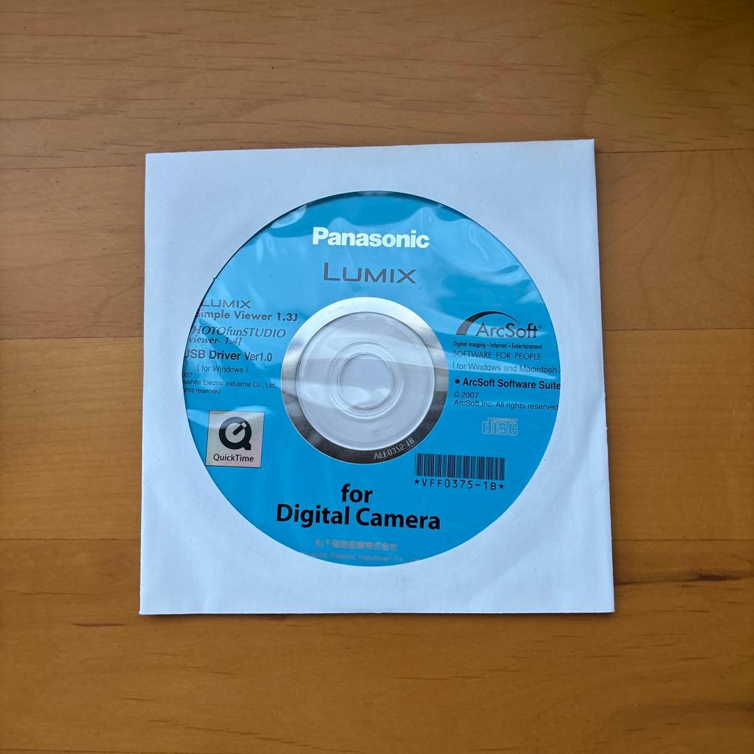 LUMIX fx33 ホワイト　付属品、箱　　SDカード付き