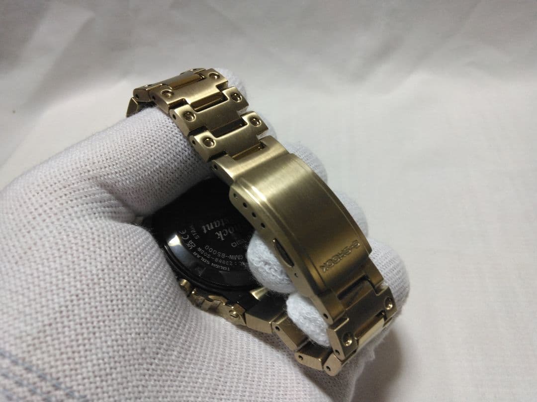 CASIO G-SHOCK GMW-B5000 ゴールド