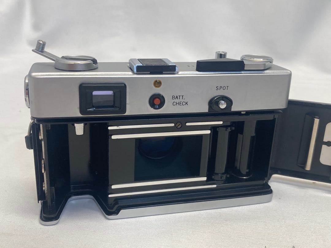 OLYMPUS オリンパス　35uc フィルムカメラ