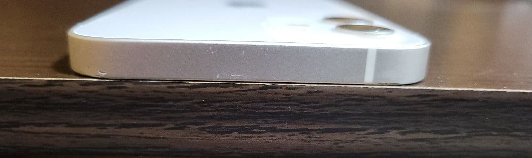 iPhone 12 ホワイト 64gb ドコモ版　SIMフリー