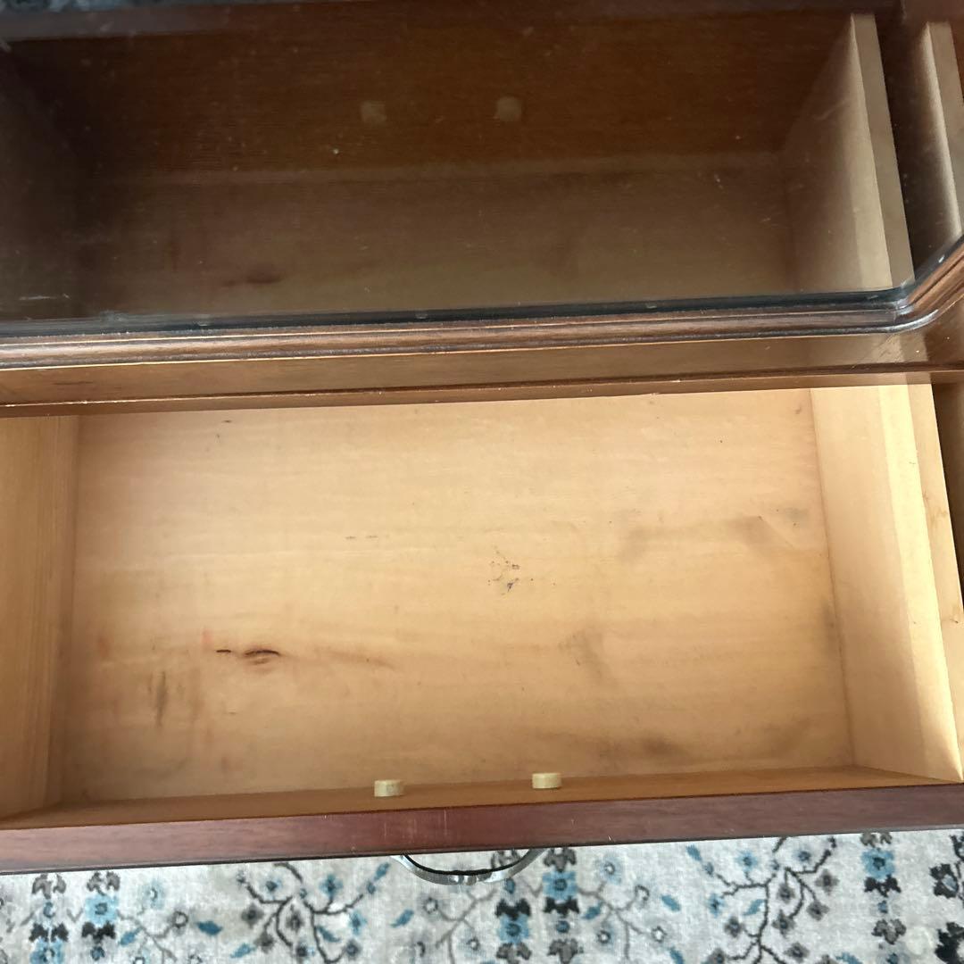 マルニ木工猫足キャビネット