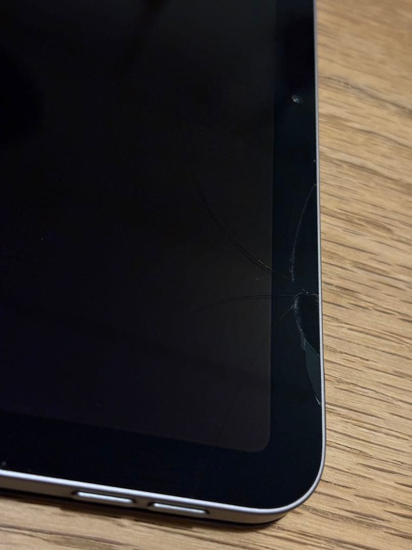 箱有 iPad Air 第4世代 256GB + 純正 Smart Folio