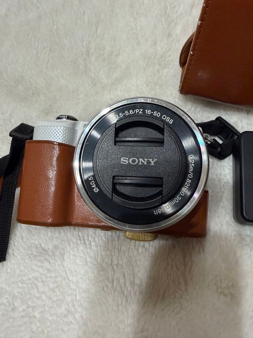 【ジャンク】SONY α ミラーレスカメラ 16-50mm α5000 ソニー