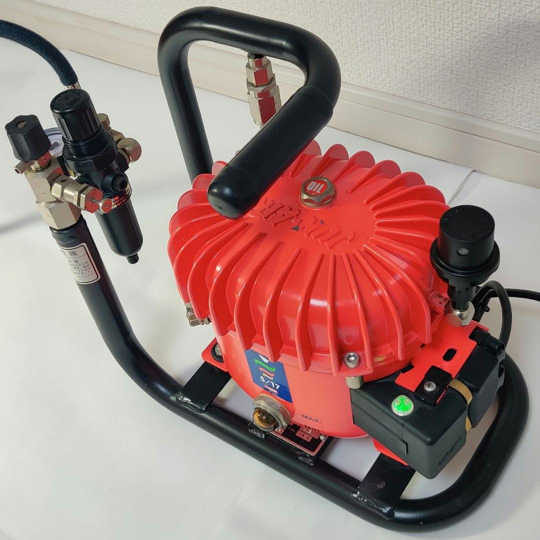 【ほぼ未使用】レトラ 5/17 静音コンプレッサー（赤）