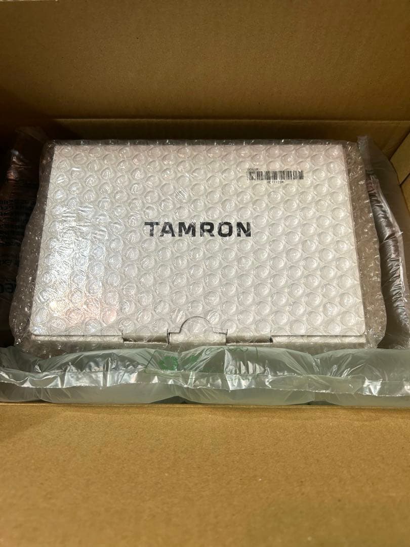 TAMRON 18-300mm フジフイルム用 タムロン B061