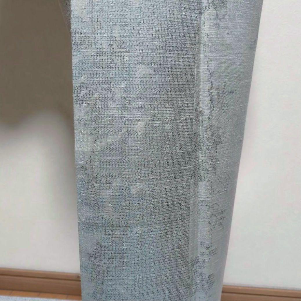 新品 未使用 正絹袷 本場結城紬 亀甲100 蔦の葉 シルエット 白結城 薄緑系