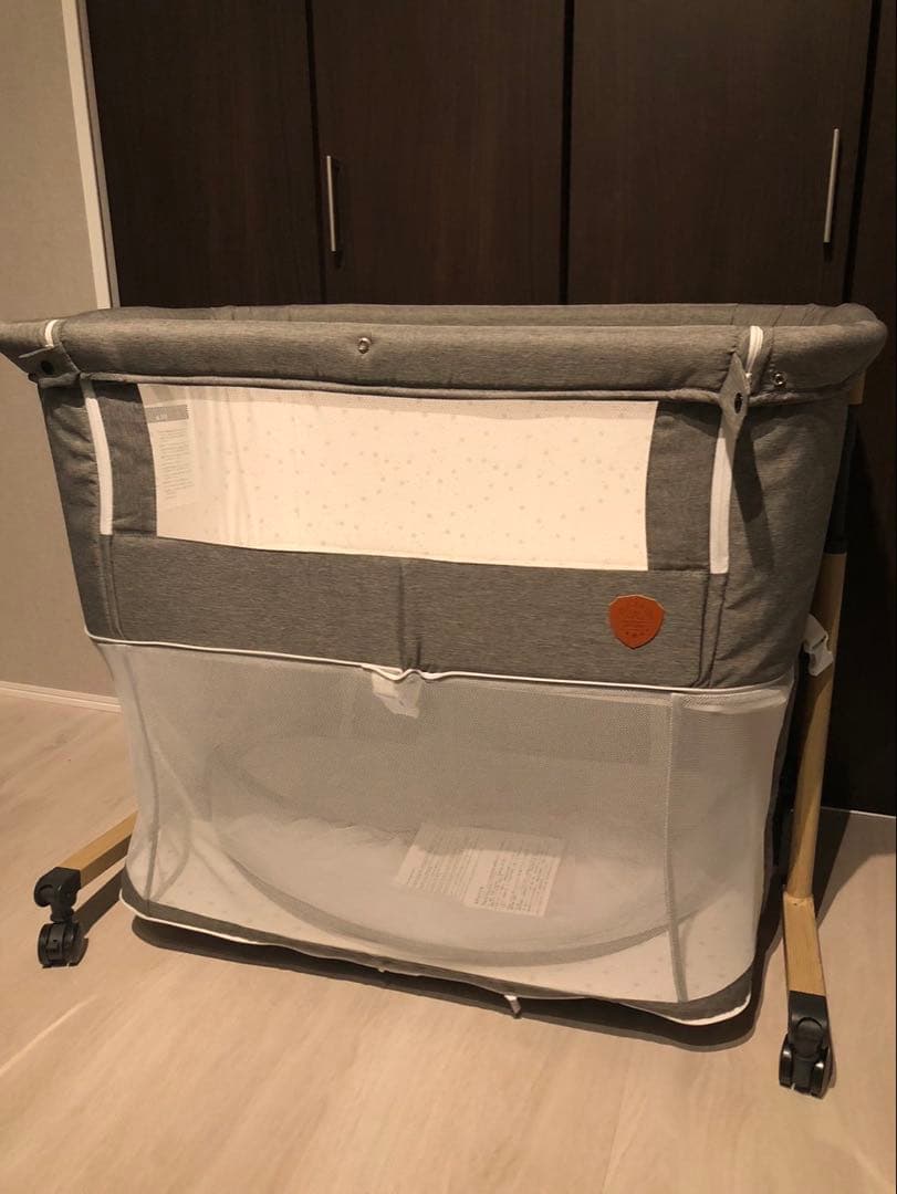 ベビーベッド 添い寝可能、キャスター付き