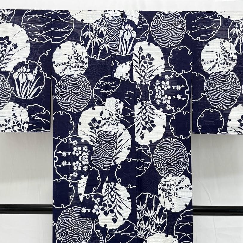 ゆりのはな　未使用品　綿絽　浴衣　竺仙風　雪輪に花柄　綿　仕立て上がり　G402