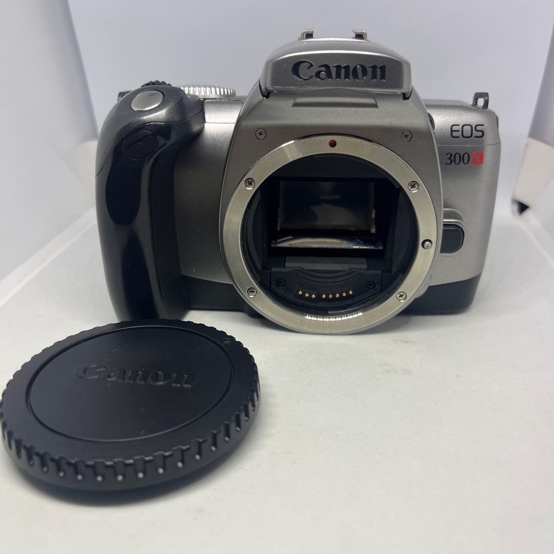 EOS Kiss 7 欧州版(EOS 300X)+ EF 28-80mm