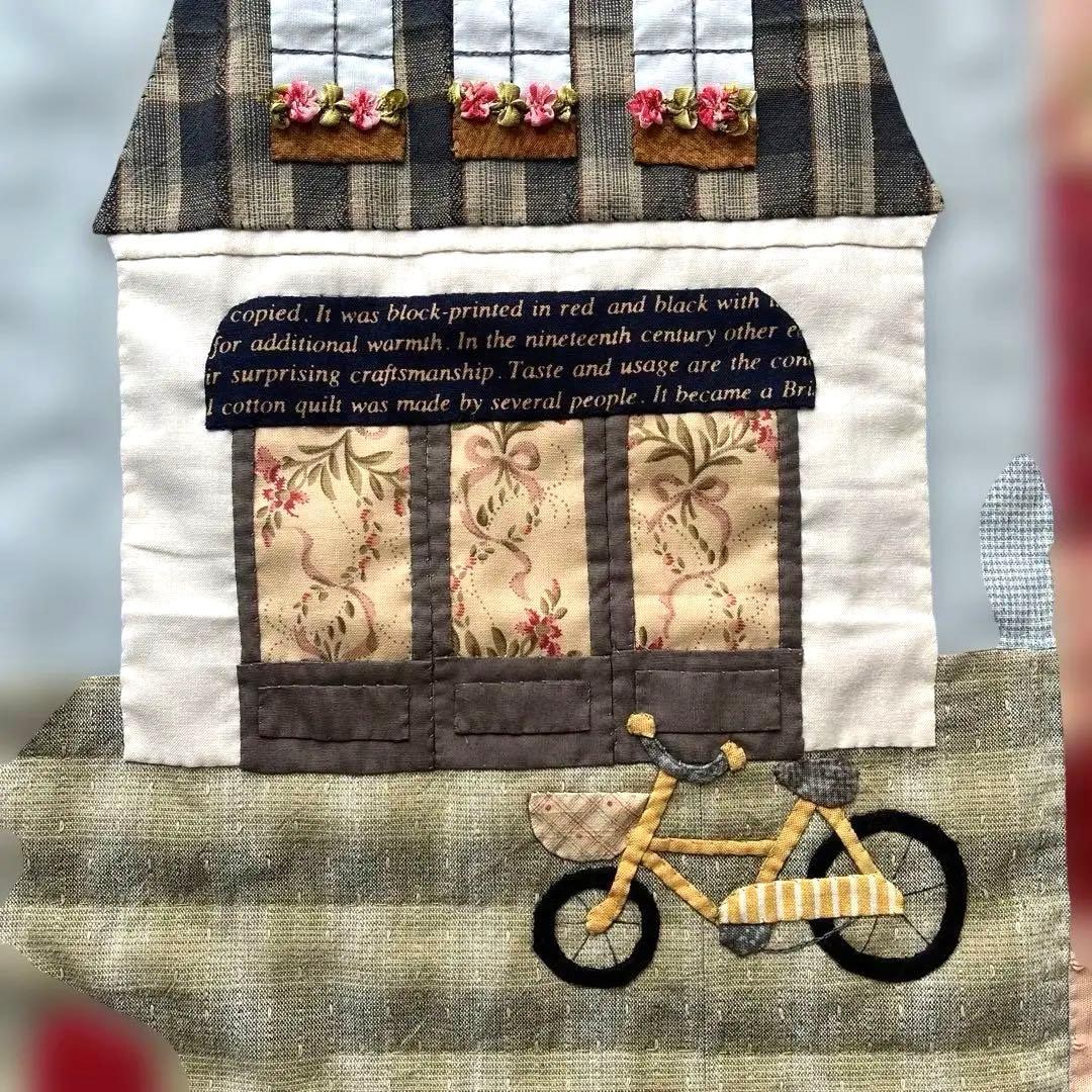 パッチワークタペストリー　スーちゃんキルト