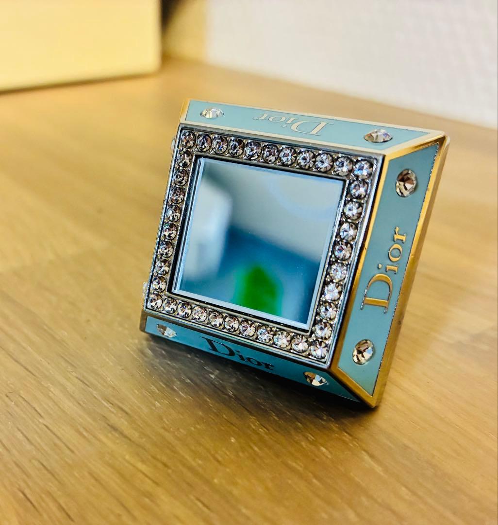 Dior ディオール　プリンセスリング　002　ロイヤルターコイズ アイシャドウ