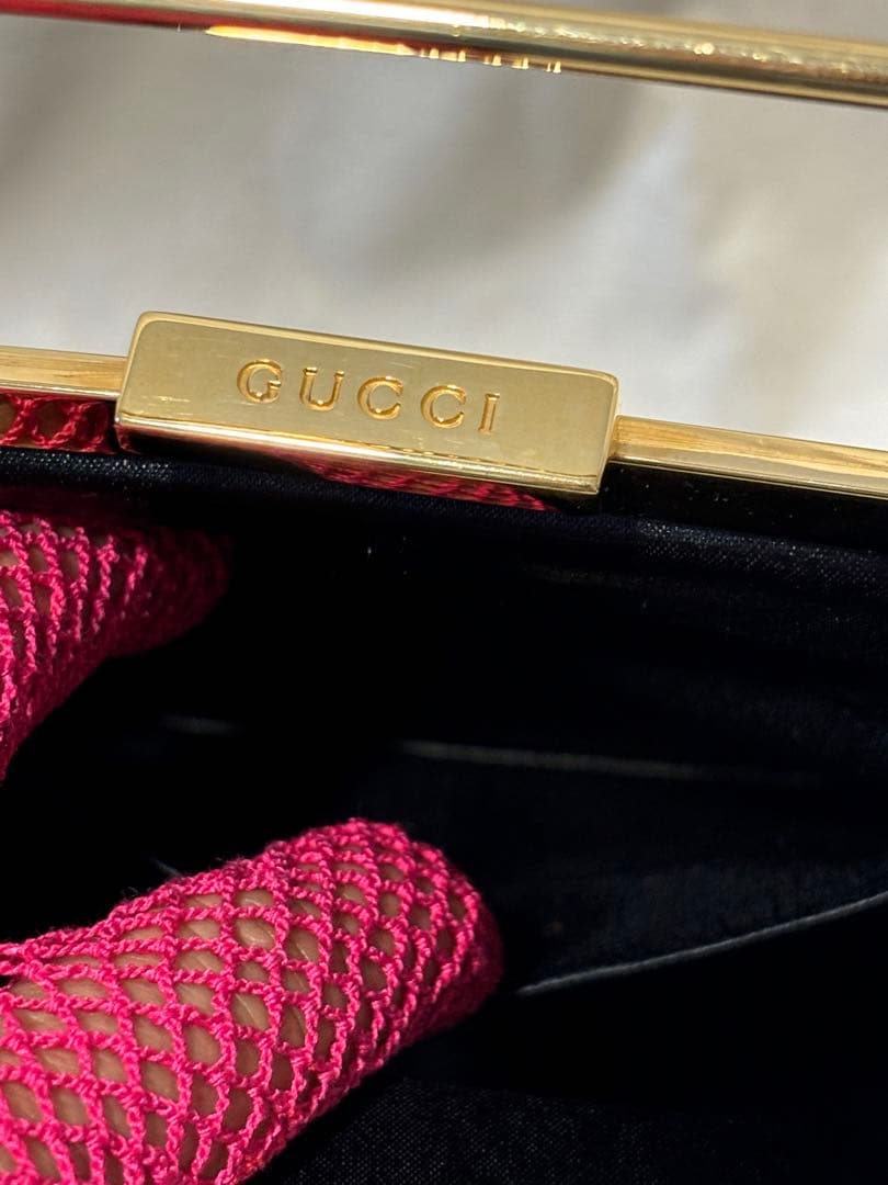 美品 ‼️GUCCI グッチ 黒 サテン　ゴールド金具 パーティーバッグ ‼️