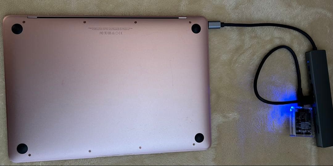 訳あり MacBook 12㌅ 2016 ローズゴールド 8GB 外付SSD起動