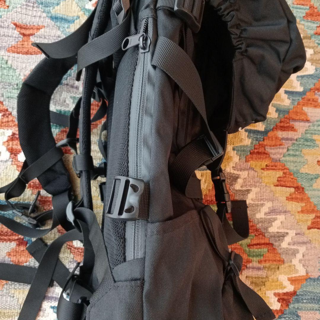 usa製 Supreme ブラック バックパック