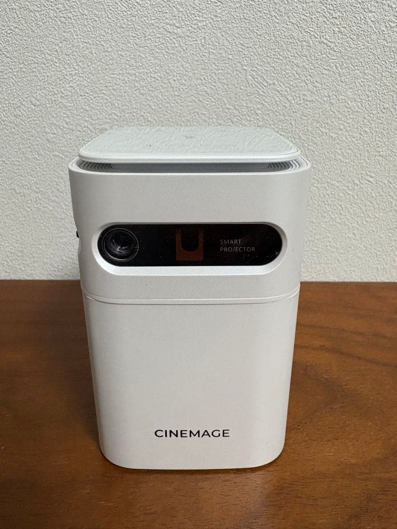 ★ちかり★【美品】CINEMAGE mini 、プロジェクター本体、ホワイ